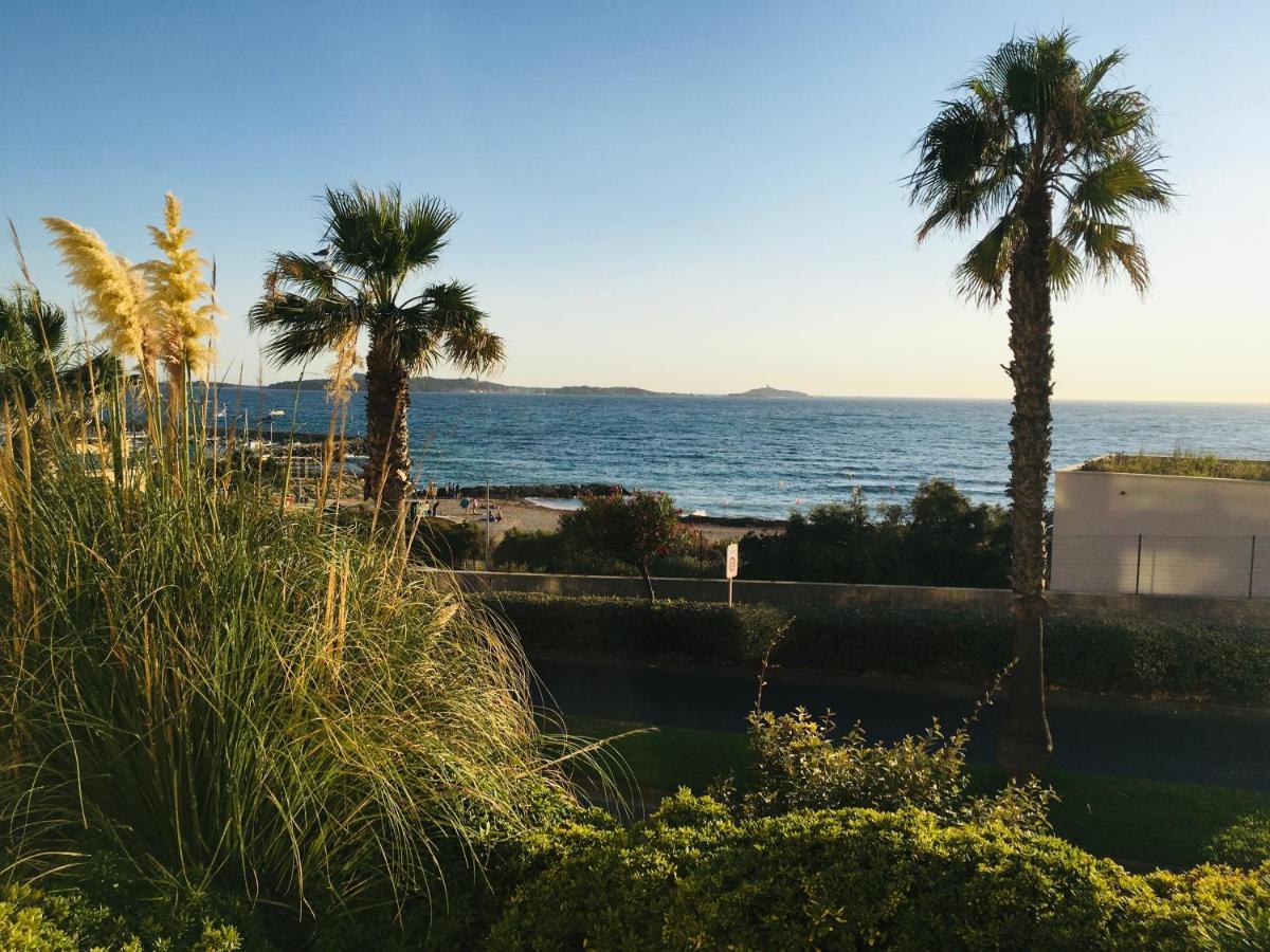 Sea Breeze Med - Vue Mer Climatise, Piscine & Club House A 30m De La Plage Apartment