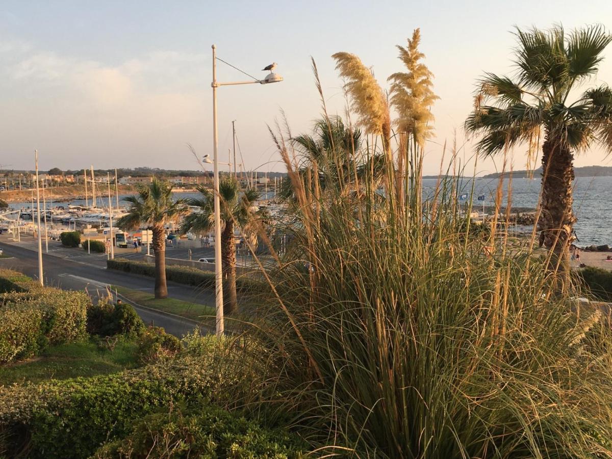 Sea Breeze Med - Vue Mer Climatise, Piscine & Club House A 30m De La Plage Apartment *