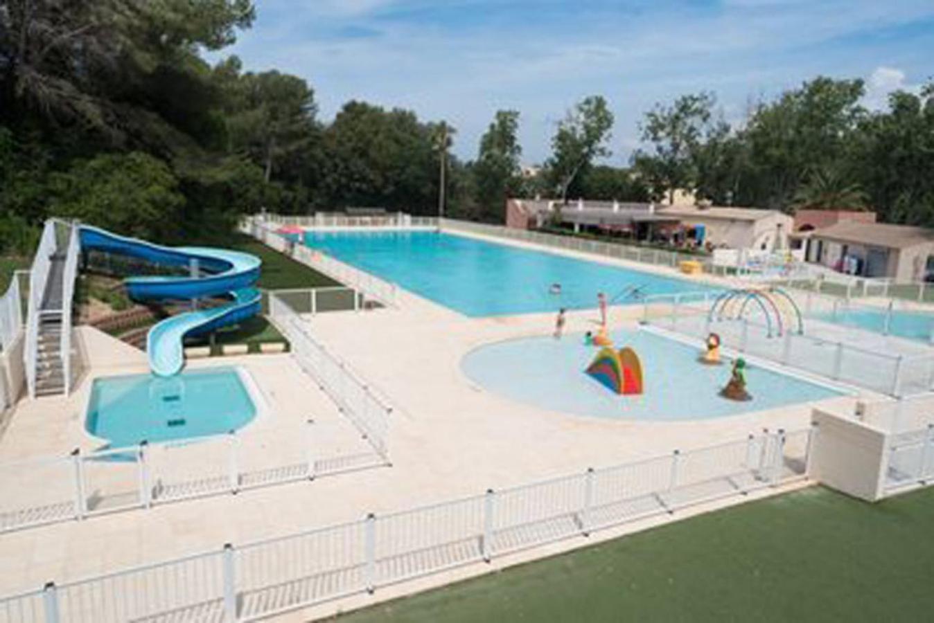 Sea Breeze Med - Vue Mer Climatise, Piscine & Club House A 30m De La Plage Apartment